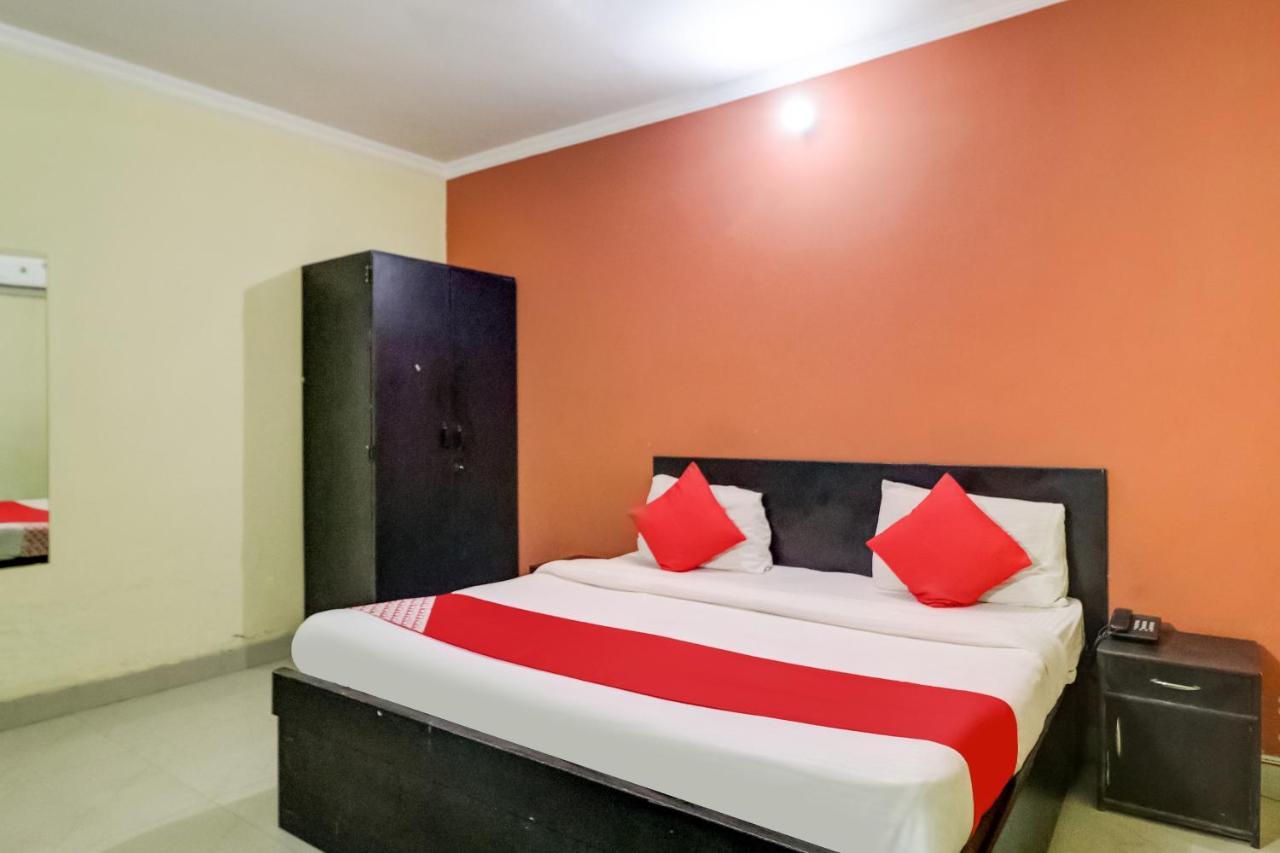 Oyo Hotel R K Residency Gurgaon Exterior foto